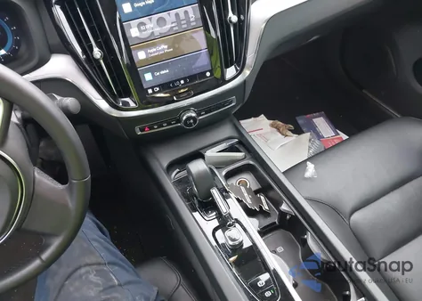 2024 Volvo S60 B5 Core Dark Theme из США, поврежденный, VIN 7JRL12FK3RG317419